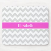 Lt Gray White Chevron Hot Pink Name Monogram Muismat (Voorkant)