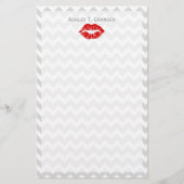 Lt Gray White Chevron, Red Lipstick Kiss Briefpapier (Voorkant)