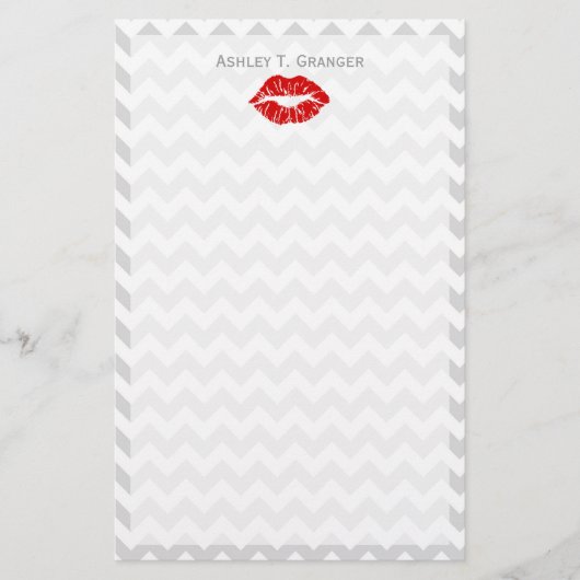 Lt Gray White Chevron, Red Lipstick Kiss Briefpapier (Voorkant)