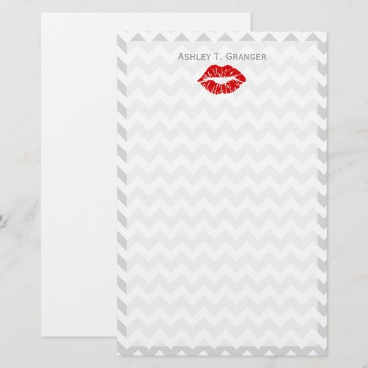 Lt Gray White Chevron, Red Lipstick Kiss Briefpapier (Voorkant / Achterkant)