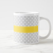 Lt Gray White Polka Dots Pineapple Name Monogram Grote Koffiekop (Rechts)