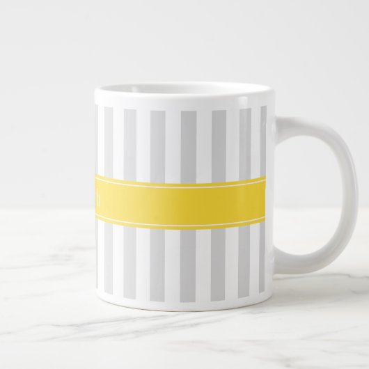 Lt Gray White Stripe Pineappel Name Monogram Grote Koffiekop (Rechts)