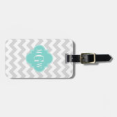 Lt Gray Wht Chevron Aqua Quatrefoil 3 Monogram Bagagelabel (Voorkant horizontaal)