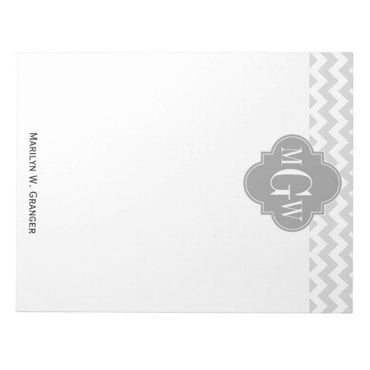 Lt Gray Wht Chevron Gray Quatrefoil 3 Monogram Notitieblok (Voorkant)