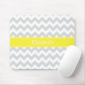 Lt Gray Wht Chevron Yellow Name Monogram Muismat (Met muis)