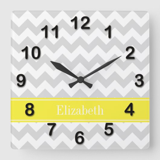 Lt Gray Wht Chevron Yellow Name Monogram Vierkante Klok (Voorkant)