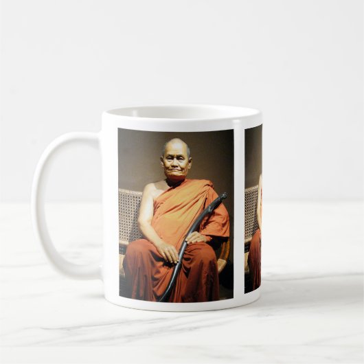 Luang Poo Cha Subhaddho ... Buddhist Monk Koffiemok (Links)