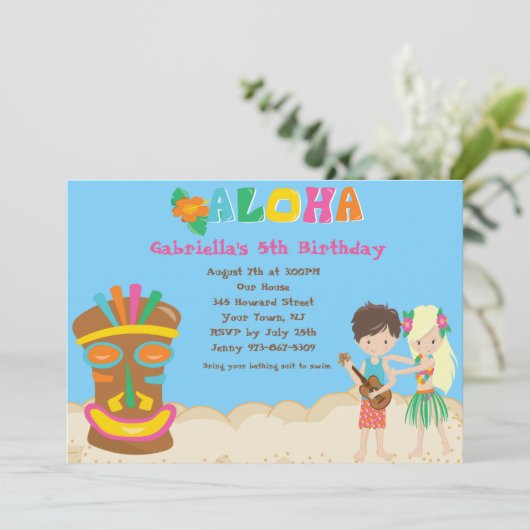 Luau met Kinder en Tiki verjaardagsuitnodiging Kaart (Staand voorkant)
