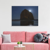 Lucht boven Haystack Rock | Cannon Beach, Oregon Canvas Afdruk (Insitu (Woonkamer))