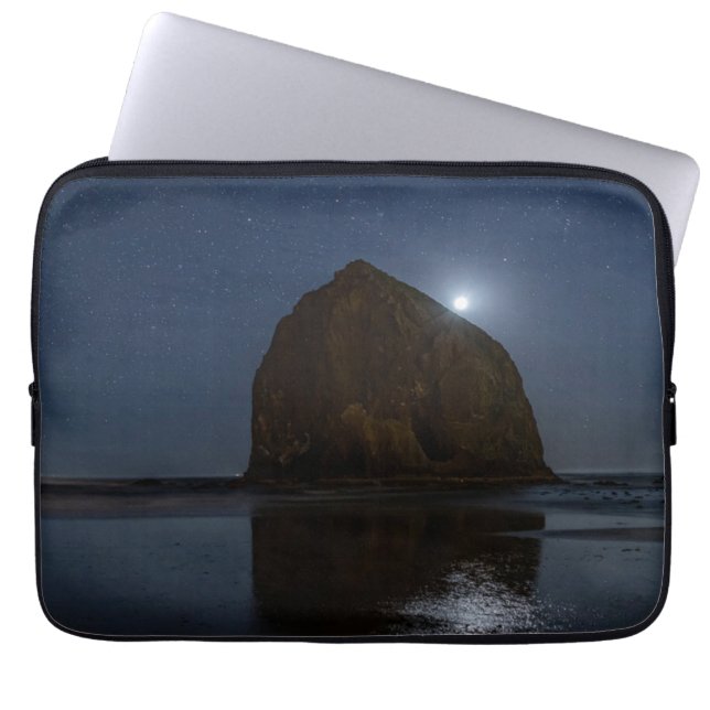 Lucht boven Haystack Rock | Cannon Beach, Oregon Laptop Sleeve (Voorkant)