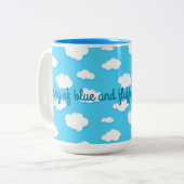 lucht van blauwe en fluffy witte wolken - mok (Voorkant links)