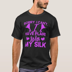 Luchtacrobaat Aerial Yoga-plannen met mijn zijden T-shirt