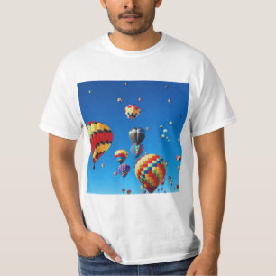 Luchtballonnen blauwe hemel t-shirt