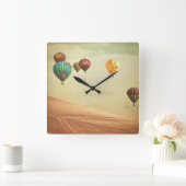 Luchtballonnen in de lucht vierkante klok (Huis)