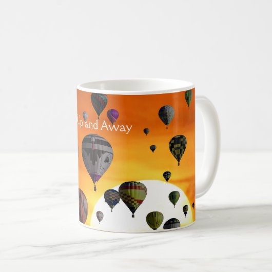 Luchtballonnen in de mok van vliegkoffie (Voorkant rechts)