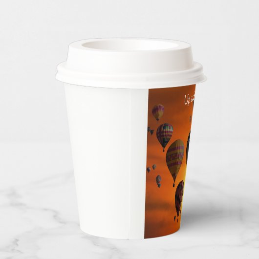 Luchtballonnen in de vlucht papieren bekers (Rechts)