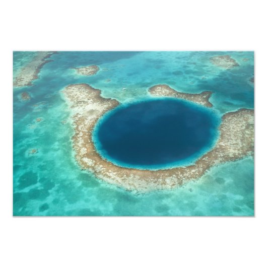 Luchtbeeld van Blue Hole, zeilboot verankerd Foto Afdruk (Voorkant)