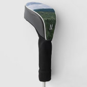 Luchtfoto van boslandschap met aangepast monogram golfheadcover (Schuin)