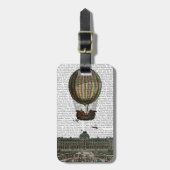 Luchthaven over de stad bagagelabel (Voorkant verticaal)