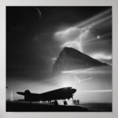 Luchthaven Silhoueted by Searchlights - WWII Poster (Voorkant)