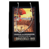 Luchthaven van Lebaudy met wereldvlaggen bij Expo Medium Cadeauzakje (Voorkant)