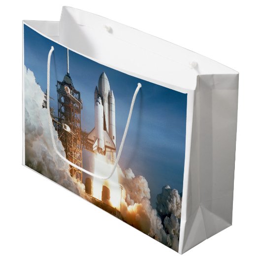 Luchthavenliften uit groot cadeauzakje (Voorkant Gekanteld)