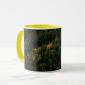 "Luchtig Dennenbos Herfst Mok (Voorkant links)