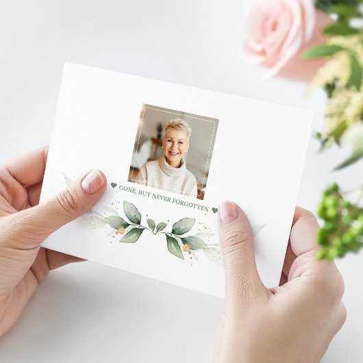 Luchtige groene eucalyptus viering van het leven bedankkaart