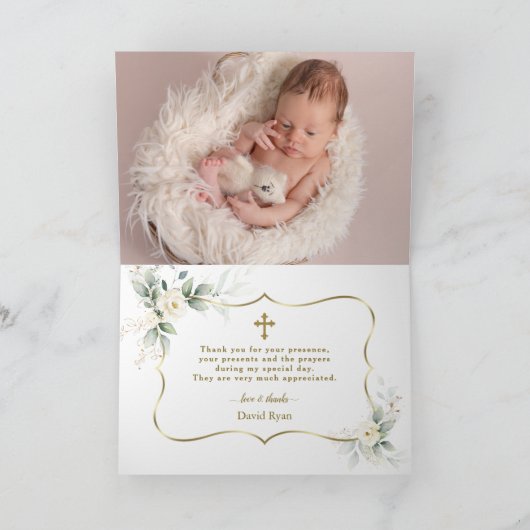 Luchtige groene witte bloemen foto jongen doop bedankkaart (Binnen)