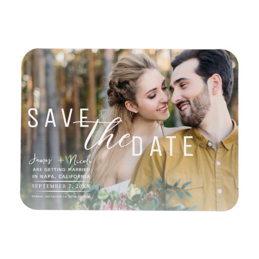 Luchtige Witte Overlay Foto Save the Date Huwelijk Magneet (Horizontaal)