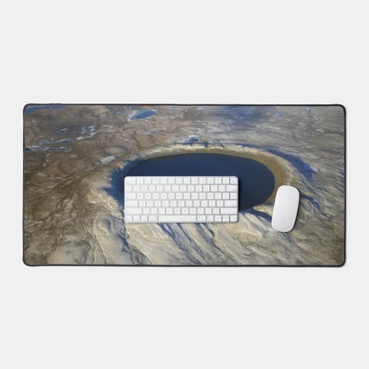 Luchtkrater Pingualuit, Quebec, Canada. Bureaumat (Keyboard & Muis)