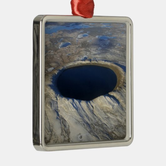 Luchtkrater Pingualuit, Quebec, Canada. Metalen Ornament (Rechts)