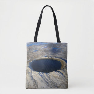 Luchtkrater Pingualuit, Quebec, Canada. Tote Bag