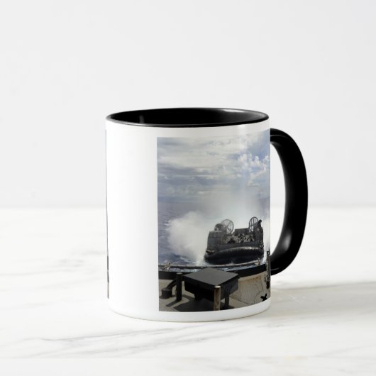 Luchtkussencombinatie voor een landingsvaartuig mok (Voorkant rechts)