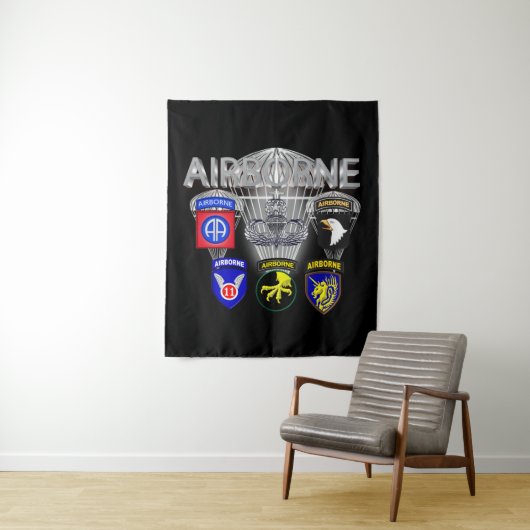 Luchtlandingsdivisies van het leger in het verlede wandkleed (In situ)