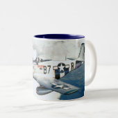  luchtmacht uit de Tweede Wereldoorlog P-51D Musta Tweekleurige Koffiemok (Voorkant rechts)