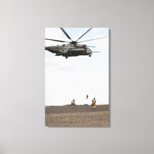 Luchtmachtpararescutie voert een gevechtsvaartuig canvas afdruk
