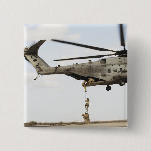 Luchtmachtpararescutie voert gevechtseenheid 4 uit vierkante button 5,1 cm