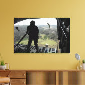 Luchtman kijkt naar een praktijkbundel herfst canvas afdruk (Insitu (Woonkamer))