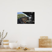 Luchtmannen duwen een pallet gedoneerde goederen u poster (Keuken)