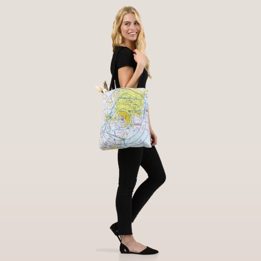 Luchtvaartgrafiek Tote Bag (Op model)