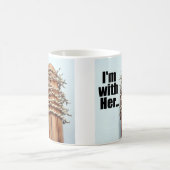 Lucille Koffiemok (Center)