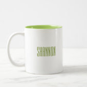 Luck of the Irish Tricolor Shamrock Custom Name Tweekleurige Koffiemok (Links)
