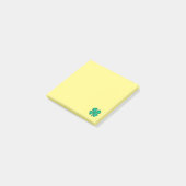 Lucky 4 Leaf Irish Clover gele notitieblokken Post-it® Notes (Schuin)