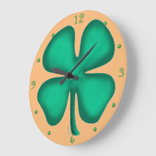 Lucky 4 Leaf Irish Clover tan wandklok (Hoek)