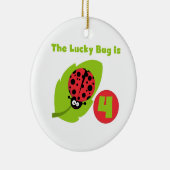 Lucky Bug 4e verjaardag T-shirts en geschenken Keramisch Ornament (Rechts)