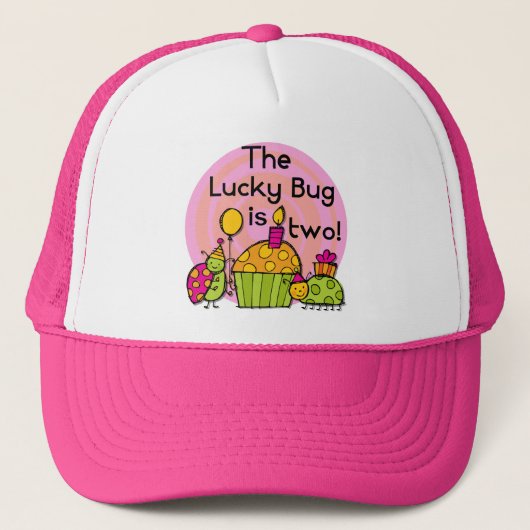 Lucky Bug Cupcake 2e Verjaardag T-shirts en gesche Trucker Pet (Voorkant)