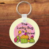 Lucky Bug Cupcake 3e Verjaardag Tshirts en geschen Sleutelhanger (Voorkant)