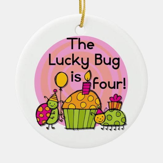 Lucky Bug Cupcake 4e verjaardag T-shirts en gesche Keramisch Ornament (Voorkant)