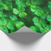 Lucky Celtic Irish Green Shamrocks Cadeaupapier (Hoek)